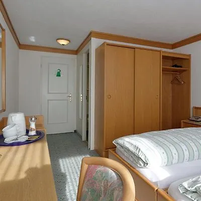 Ξενοδοχείο Hotel Residence 3*