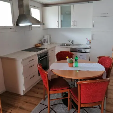 Hotel Residence 3* Γκρίντελβαλντ
